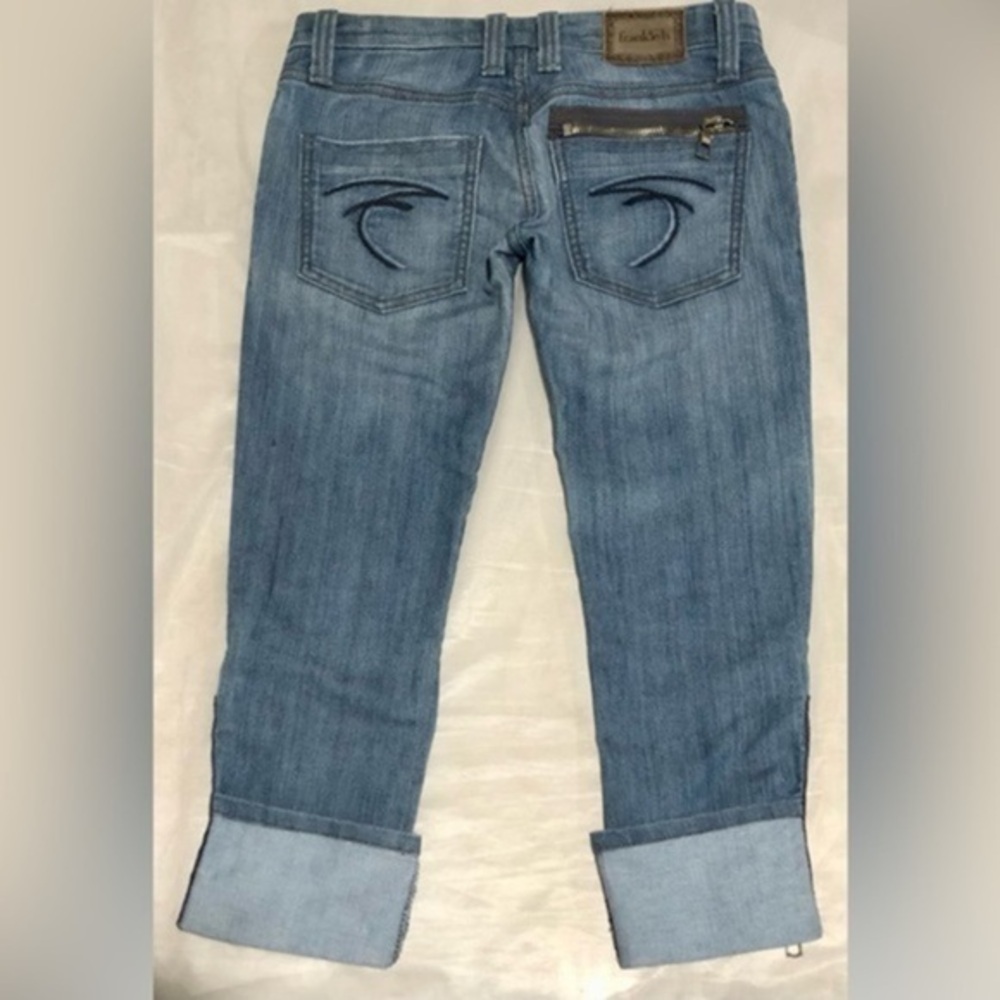 Frankie b Jeans